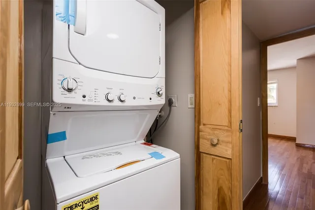 $6,000 | 3925 Northeast 171 Street, Unit 3925, North Miami Beach, FL 33160