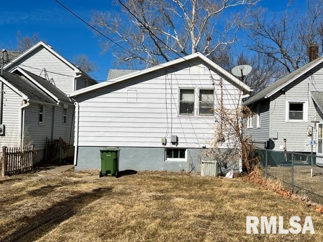 653 3rd Avenue South Clinton, IA 52732 - Photo 14 of 14 Gallery Image 14