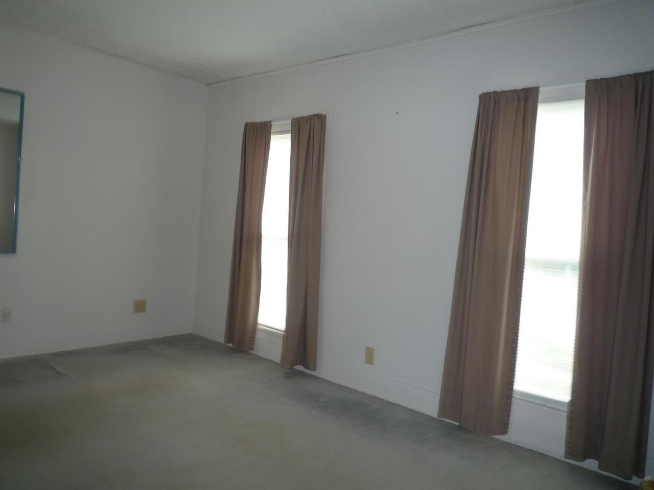 91 East 4th Street Riverside, IA 52327 - Photo 10 of 17 Gallery Image 10