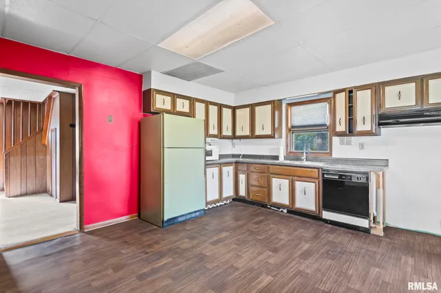 $165,000 | 9990 Bell Fountain Road, Dawson, IL 62520