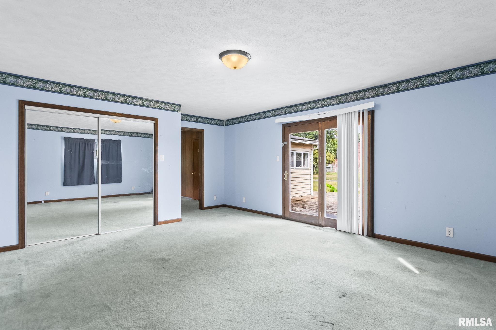 9990 Bell Fountain Road Dawson, IL 62520 - Photo 17 of 35