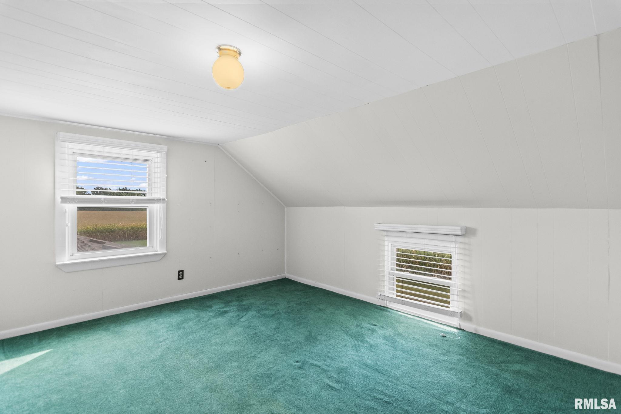 9990 Bell Fountain Road Dawson, IL 62520 - Photo 20 of 35