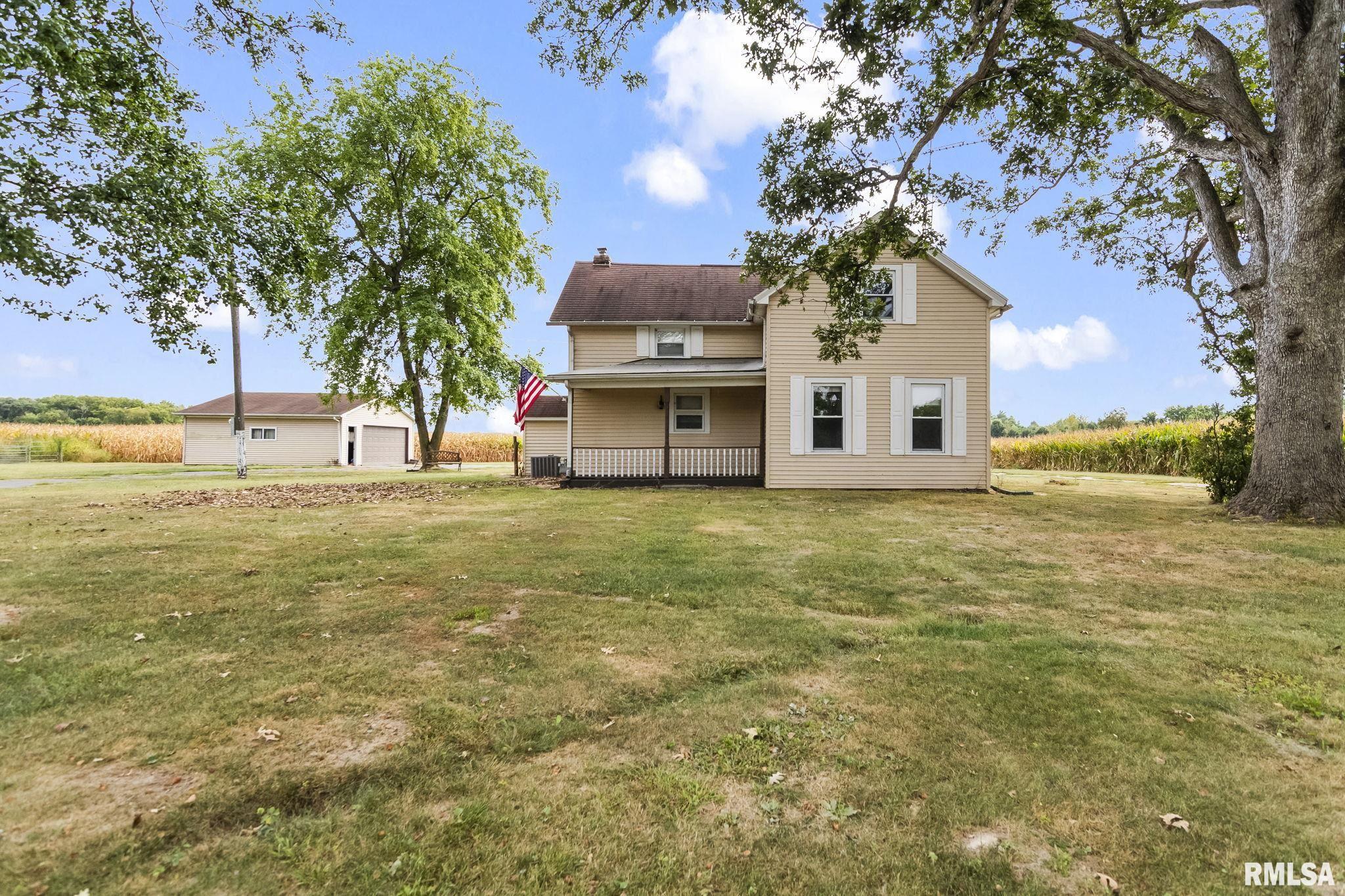 9990 Bell Fountain Road Dawson, IL 62520 - Photo 2 of 35
