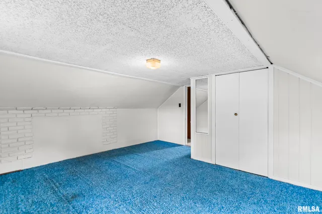 $165,000 | 9990 Bell Fountain Road, Dawson, IL 62520