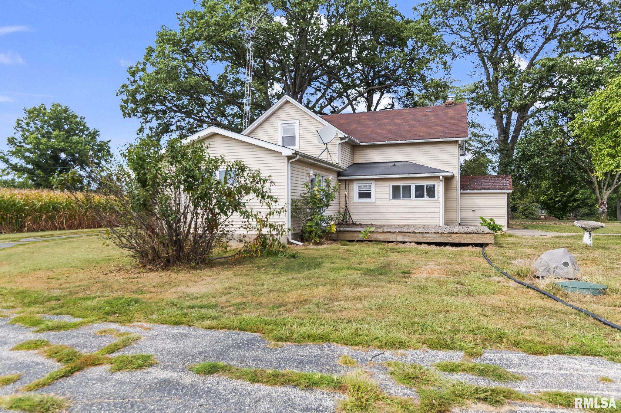 9990 Bell Fountain Road Dawson, IL 62520 - Photo 29 of 35