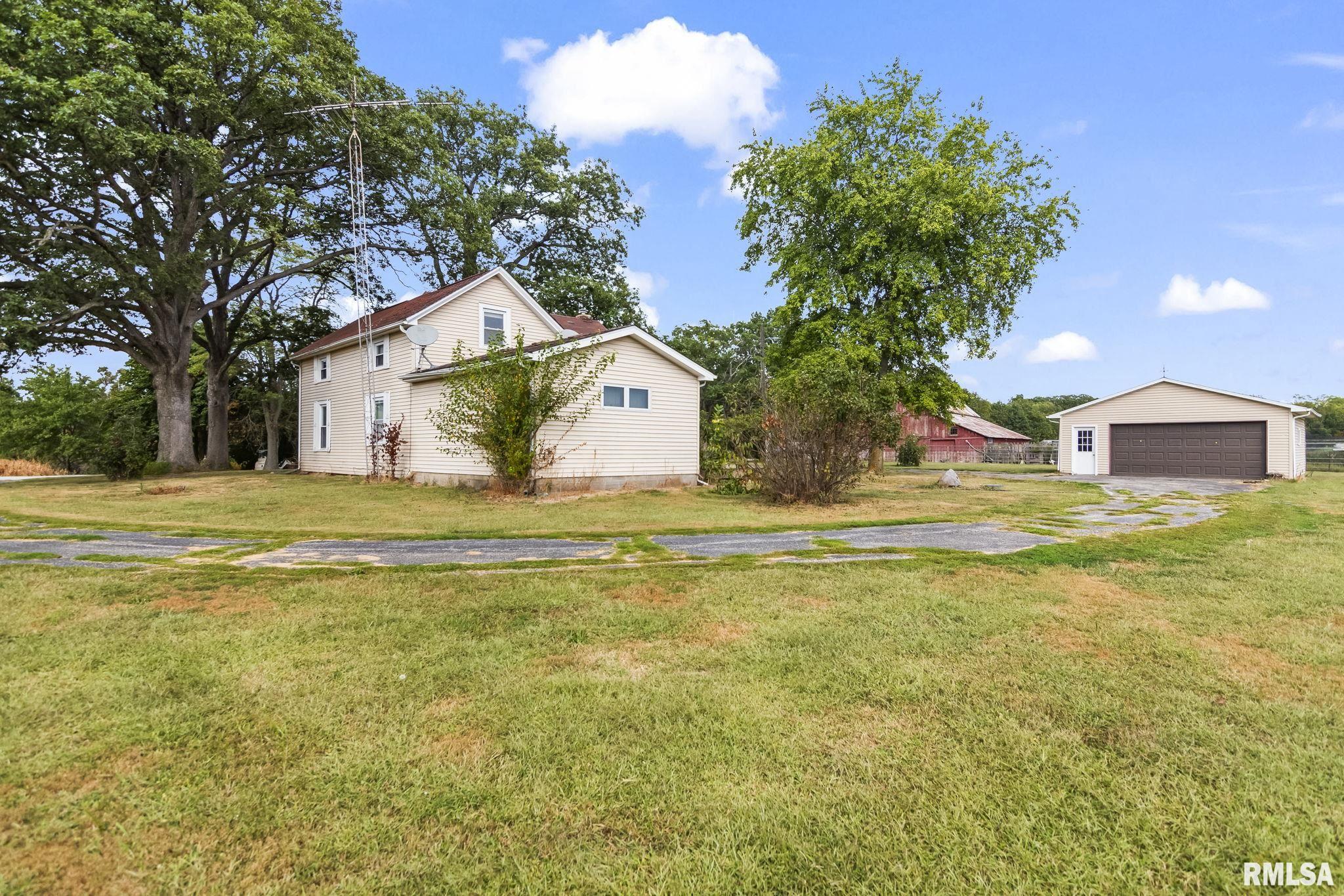 9990 Bell Fountain Road Dawson, IL 62520 - Photo 34 of 35