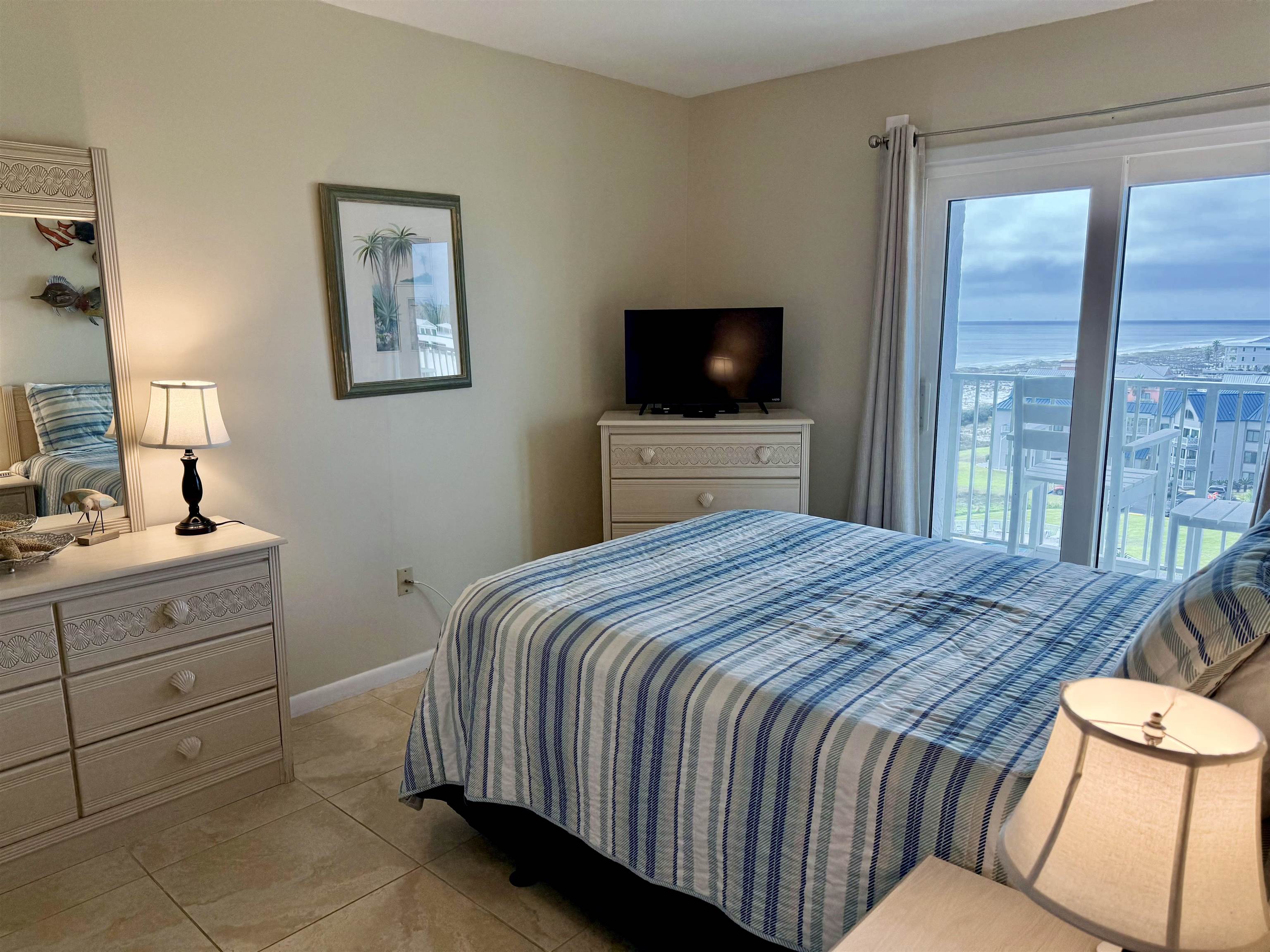 375 Plantation Road, Unit 5712 Gulf Shores, AL 36542 - Photo 11 of 42 Primary Bedroom