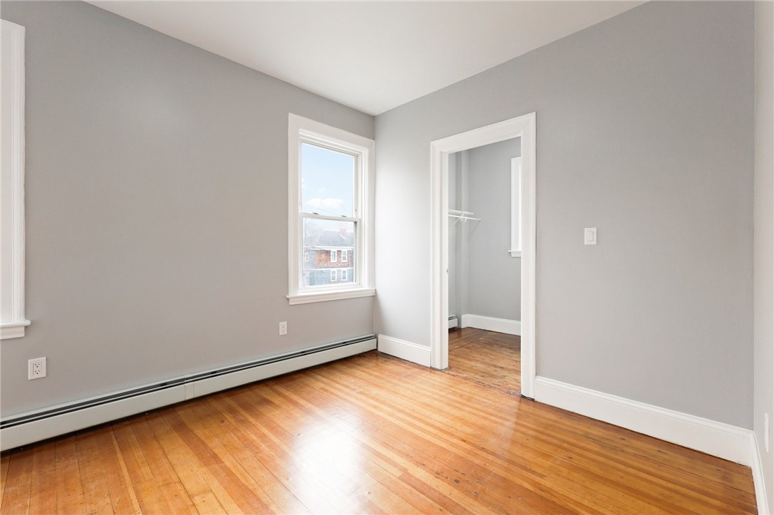 396 Orms Street Providence, RI 02908 - Photo 11 of 48