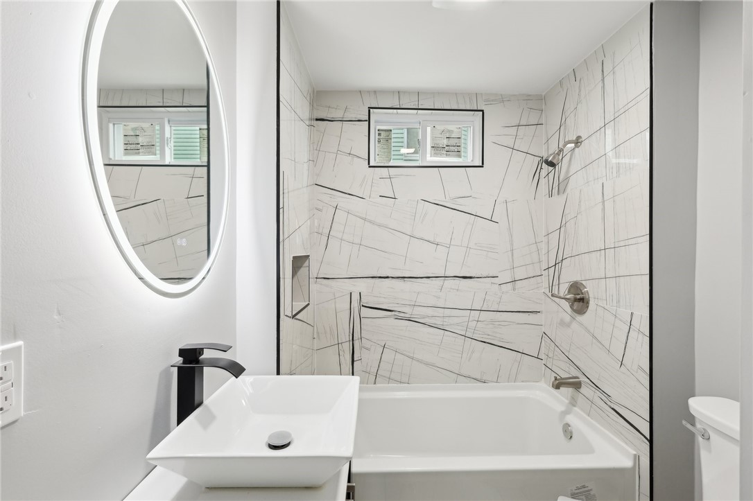 396 Orms Street Providence, RI 02908 - Photo 15 of 48