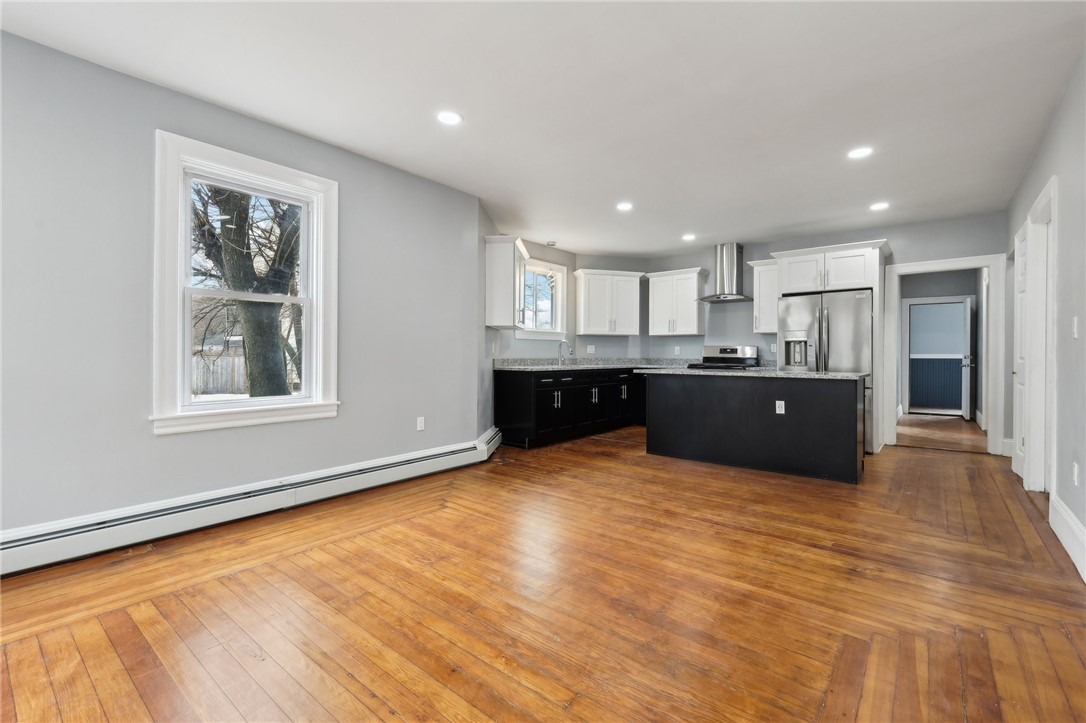 396 Orms Street Providence, RI 02908 - Photo 6 of 48