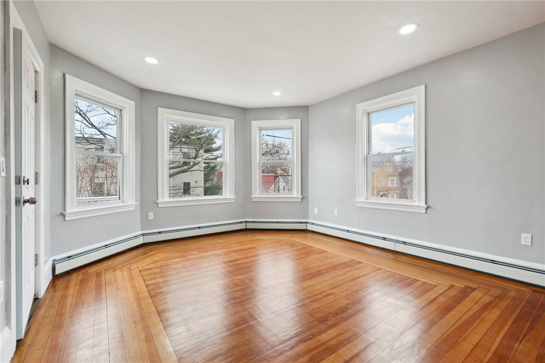 396 Orms Street Providence, RI 02908 - Photo 8 of 48