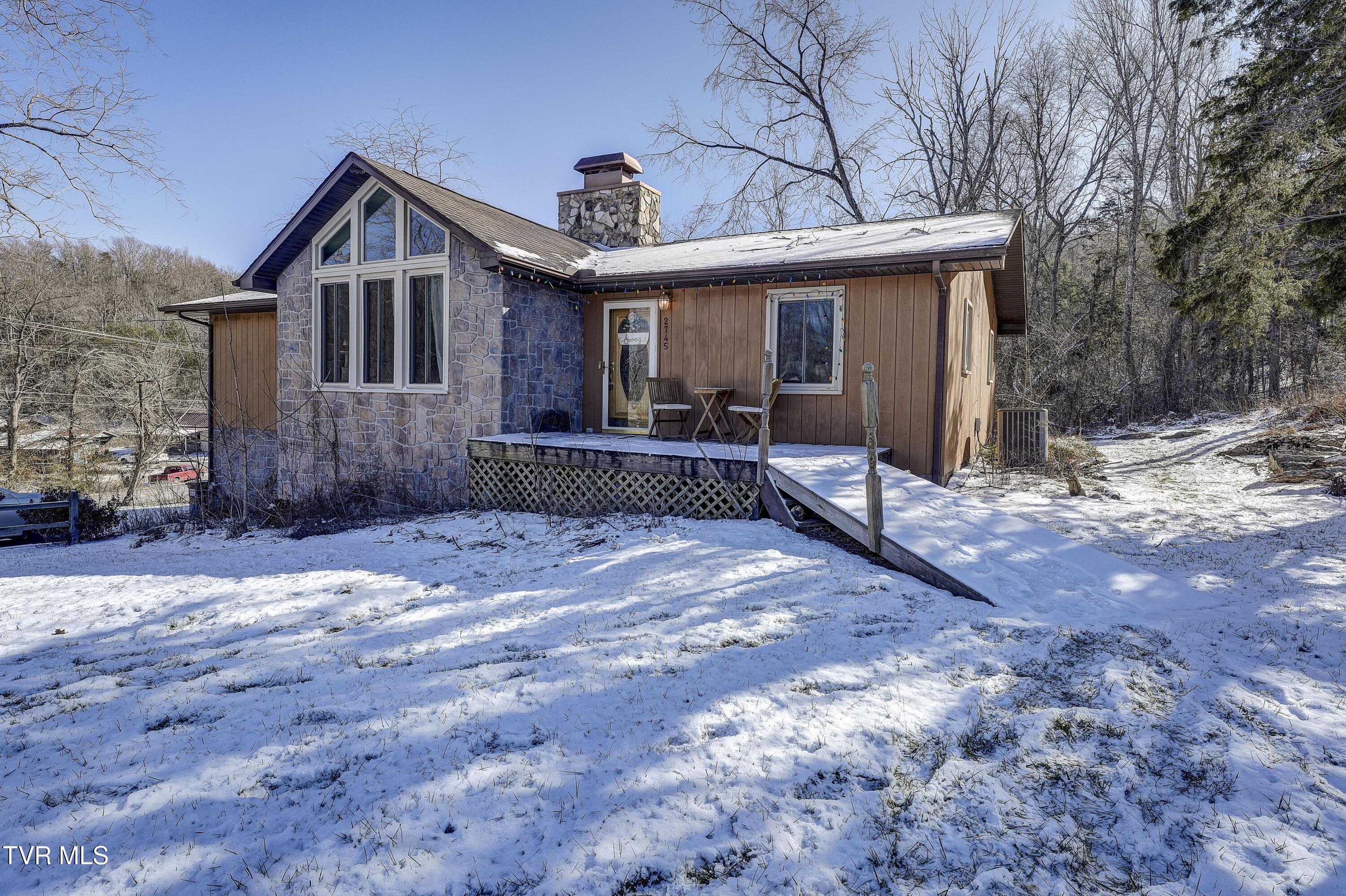 2745 Bob Little Road Elizabethton, TN 37643 - Photo 4 of 39 BobLittle--36