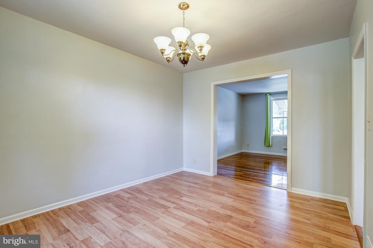 204 Cherrydell Road Catonsville, MD 21228 - Photo 8 of 30 Dining Room