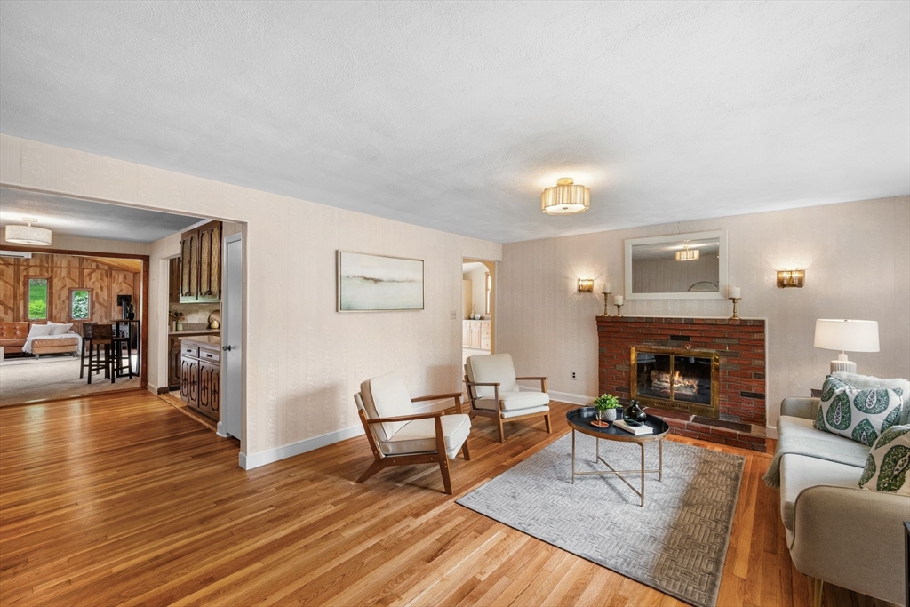29 Patricia Road Peabody, MA 01960 - Photo 16 of 40