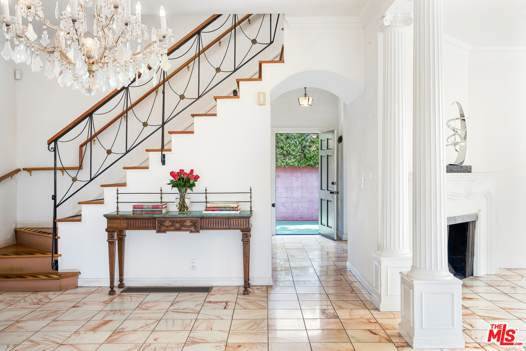 a view of entryway and hall