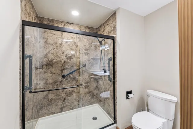 $679,000 | 74520 Lakeshore Drive, Washburn, WI 54891