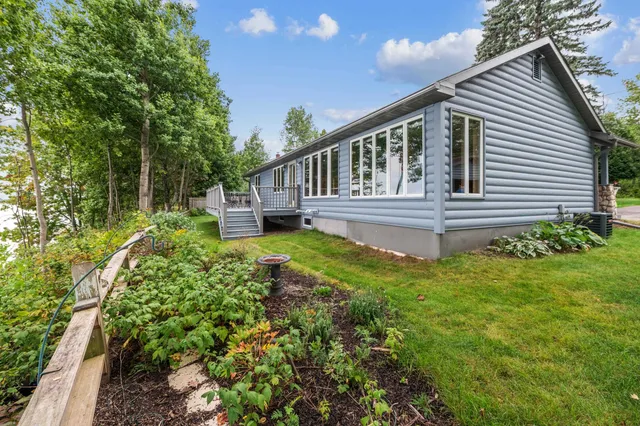 $679,000 | 74520 Lakeshore Drive, Washburn, WI 54891