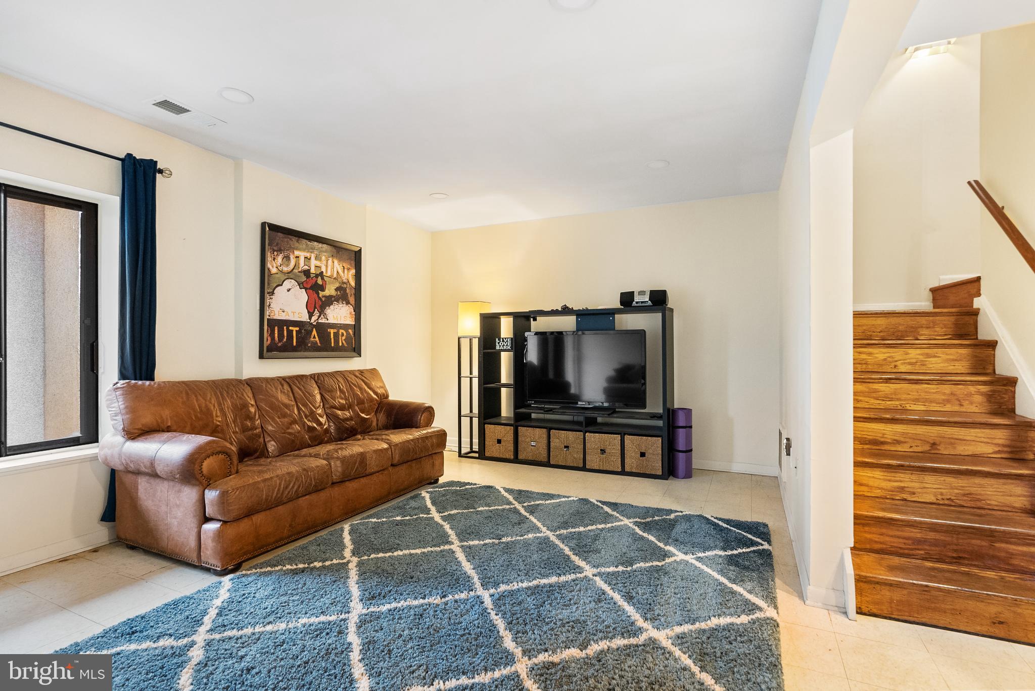 11512 Hearthstone Court Reston, VA 20191 - Photo 11 of 13 Gallery Image 11
