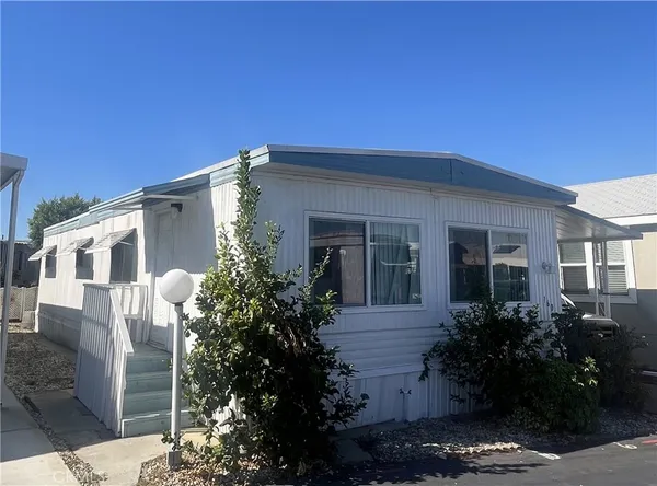 $109,900 | 17700 South Western Avenue, Unit 160, Gardena, CA 90248