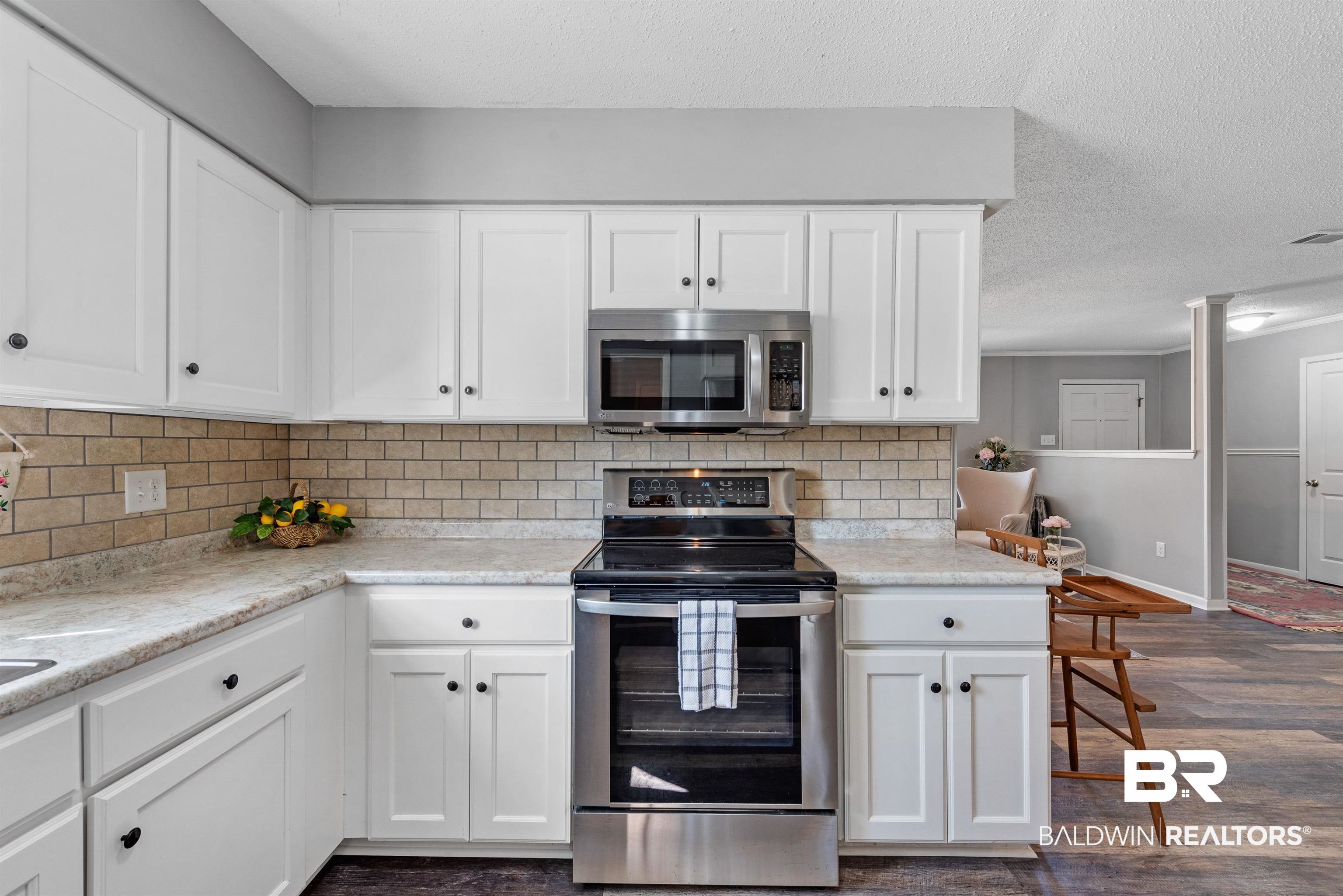 102 Cherry Circle Daphne, AL 36526 - Photo 16 of 46 Kitchen
