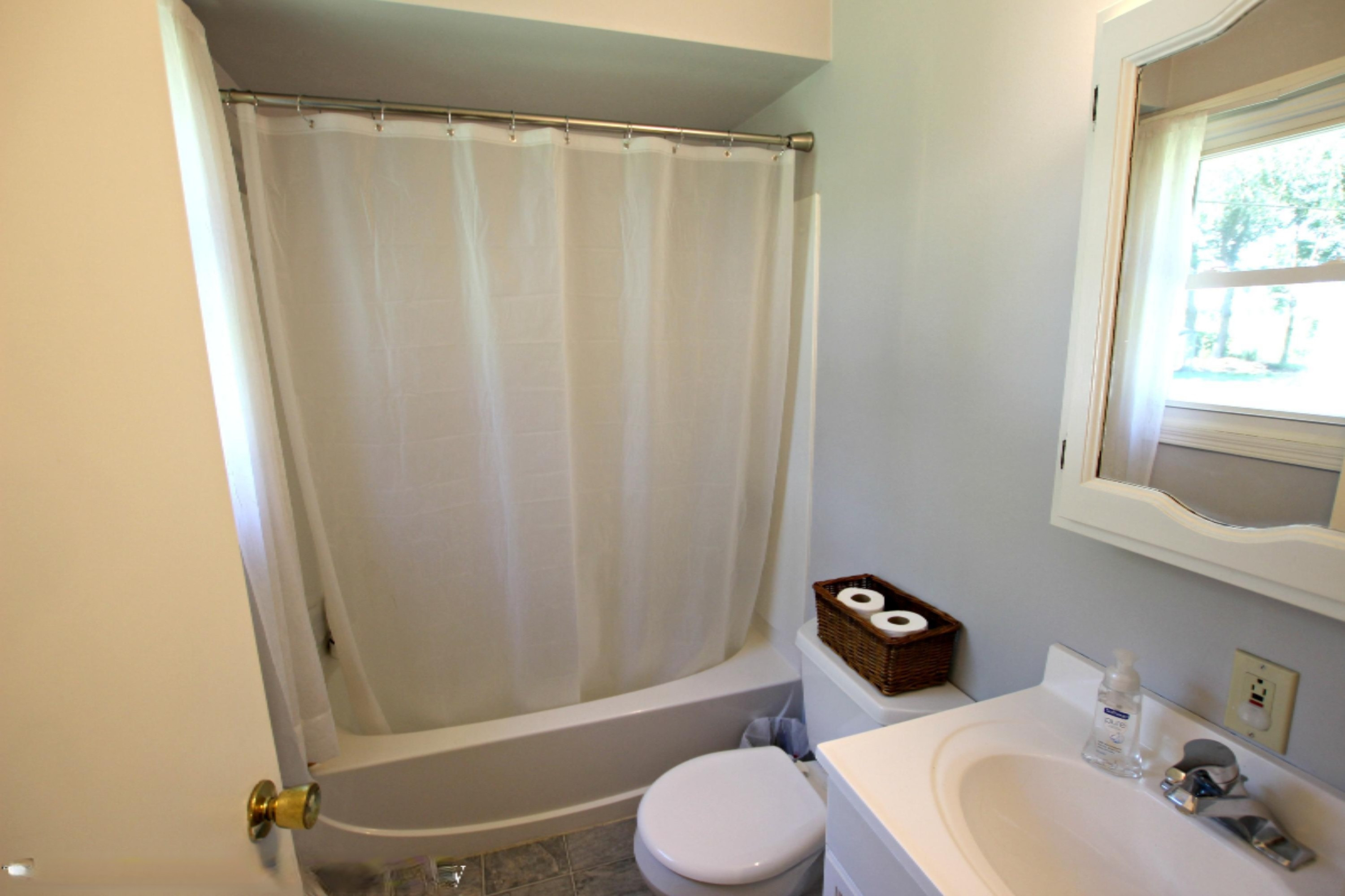 69683 Rose Road Sturgis, MI 49091 - Photo 21 of 35 Bathroom 1