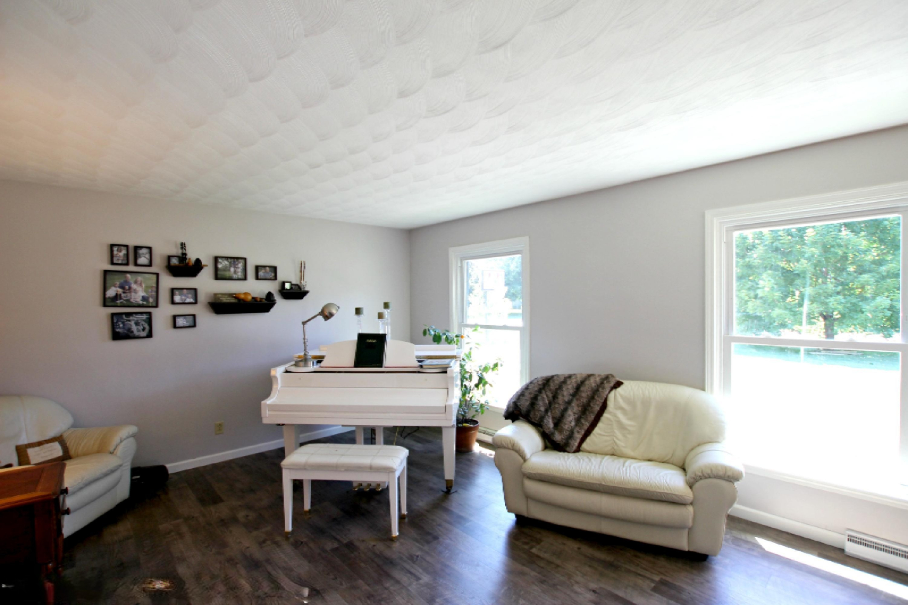 69683 Rose Road Sturgis, MI 49091 - Photo 3 of 35 Living Room 1