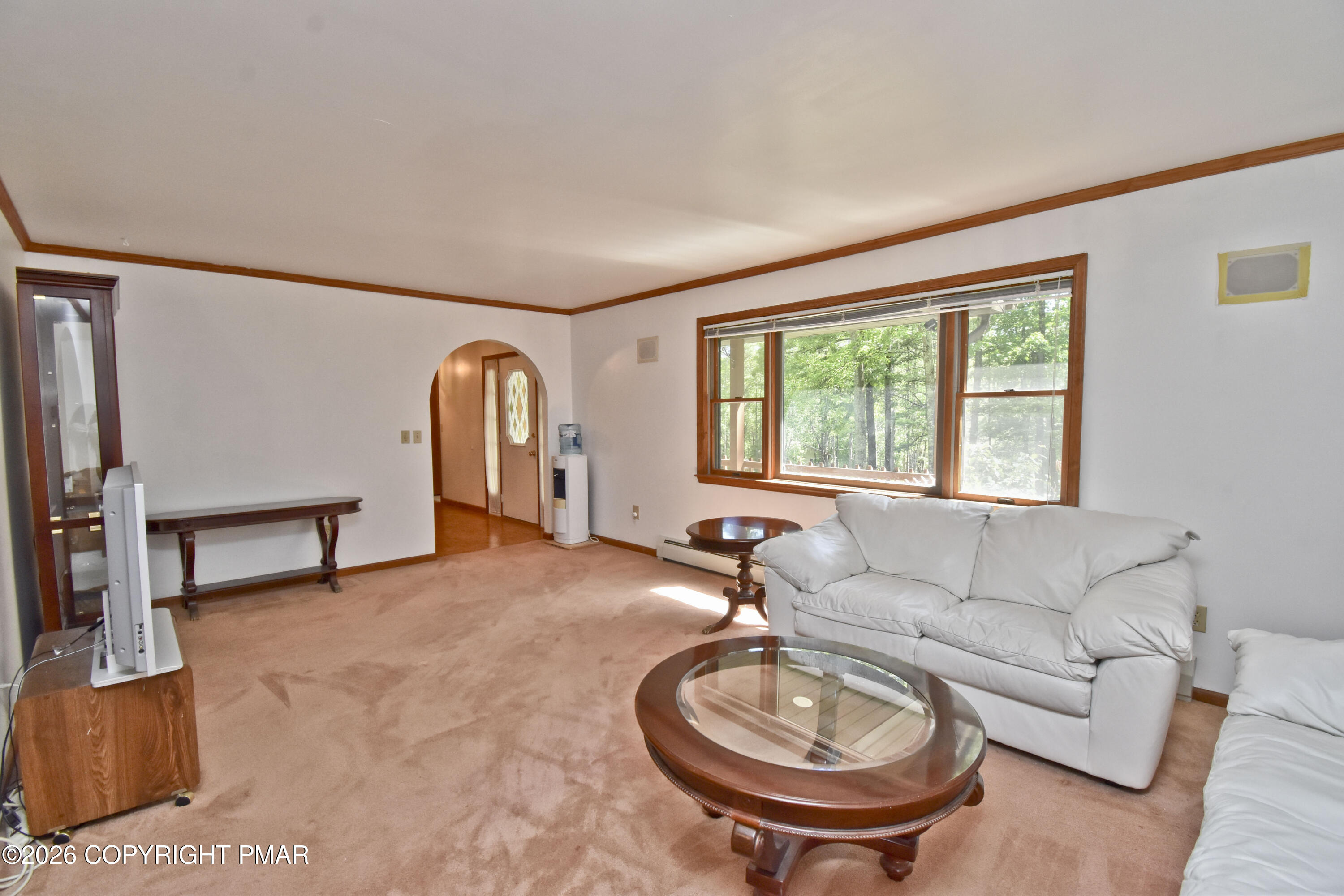 1220 Kroucher Road Stroudsburg, PA 18360 - Photo 5 of 57 2 Living Room (4)