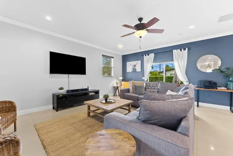 $925,000 | 1500 Southwest 20th Street, Fort Lauderdale, FL 33315