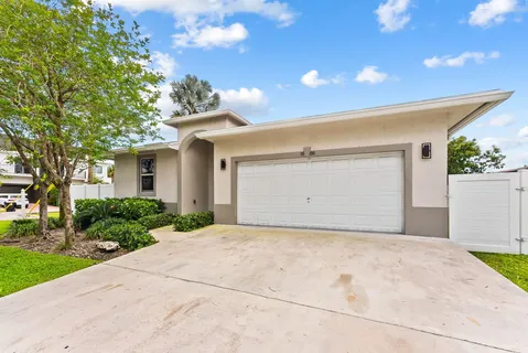 $925,000 | 1500 Southwest 20th Street, Fort Lauderdale, FL 33315
