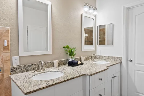$925,000 | 1500 Southwest 20th Street, Fort Lauderdale, FL 33315