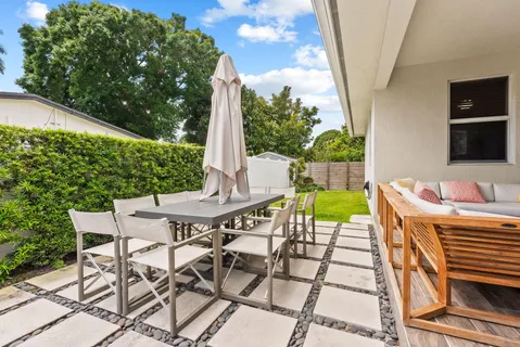 $925,000 | 1500 Southwest 20th Street, Fort Lauderdale, FL 33315
