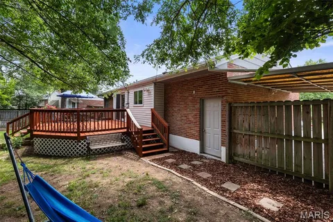 $300,000 | 9509 Arban Drive, Crestwood, MO 63126