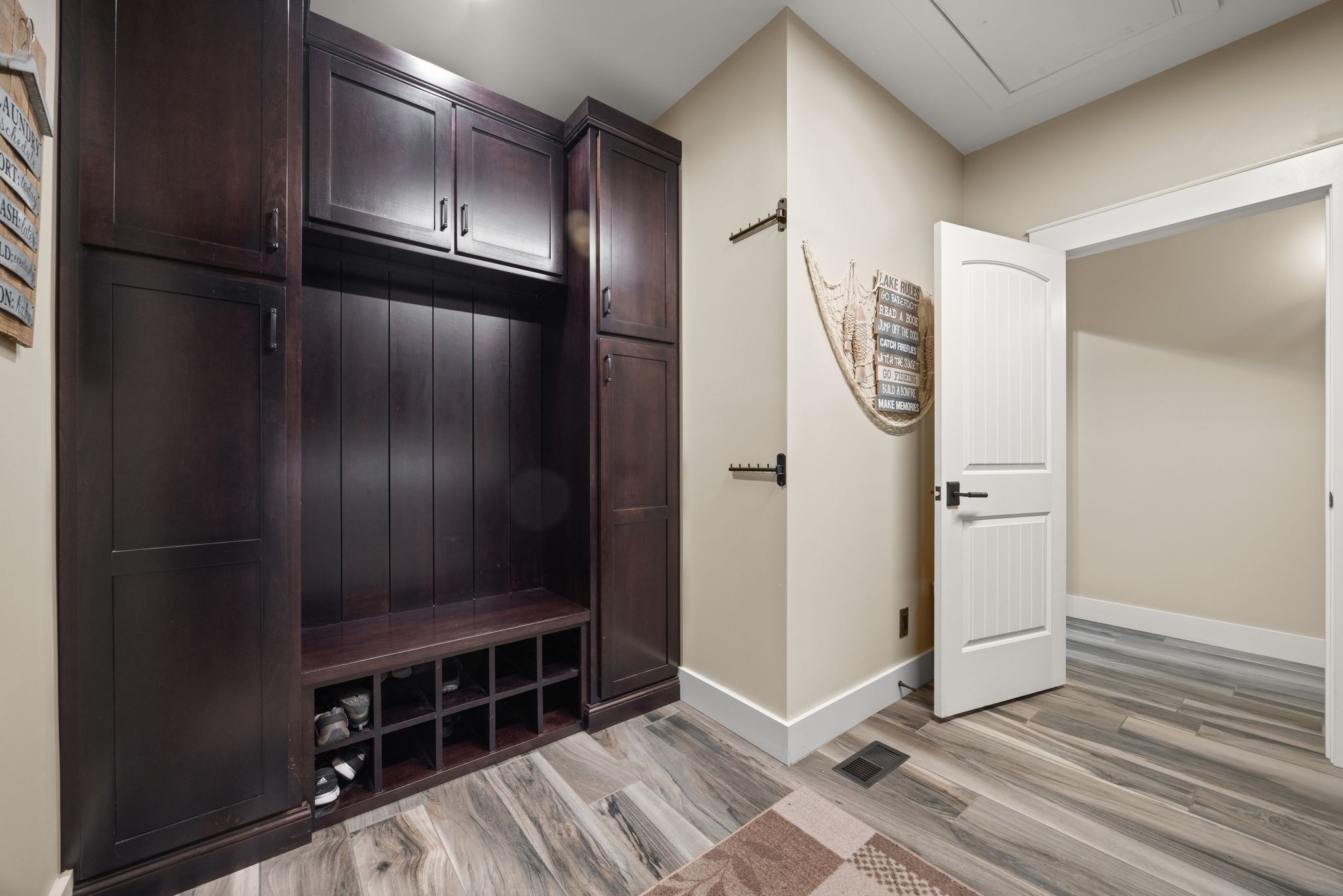 354 Mountain Farms Road Signal Mountain, TN 37377 - Photo 38 of 74 a view of empty room with wooden floor