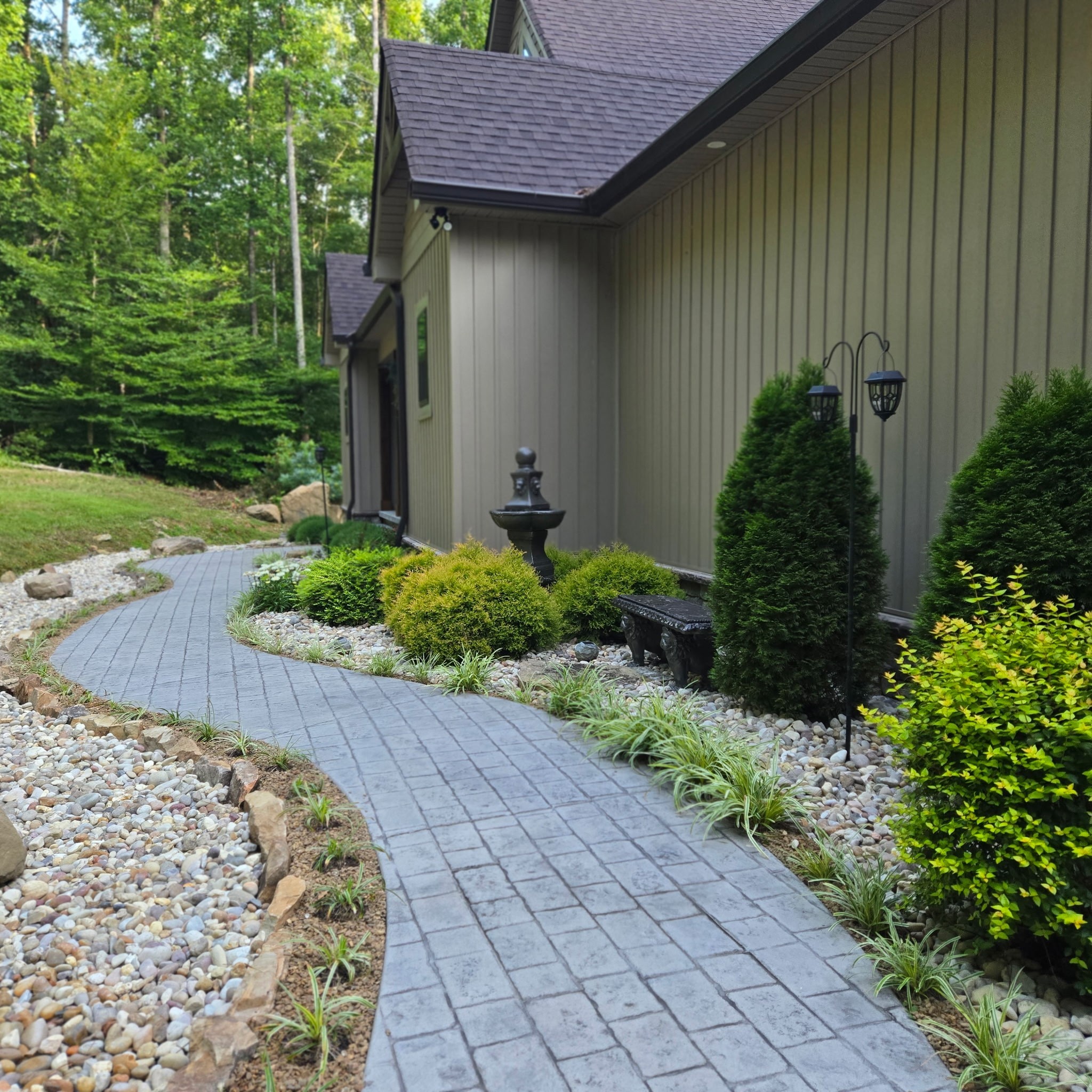 354 Mountain Farms Road Signal Mountain, TN 37377 - Photo 4 of 74 a view of a house with a yard