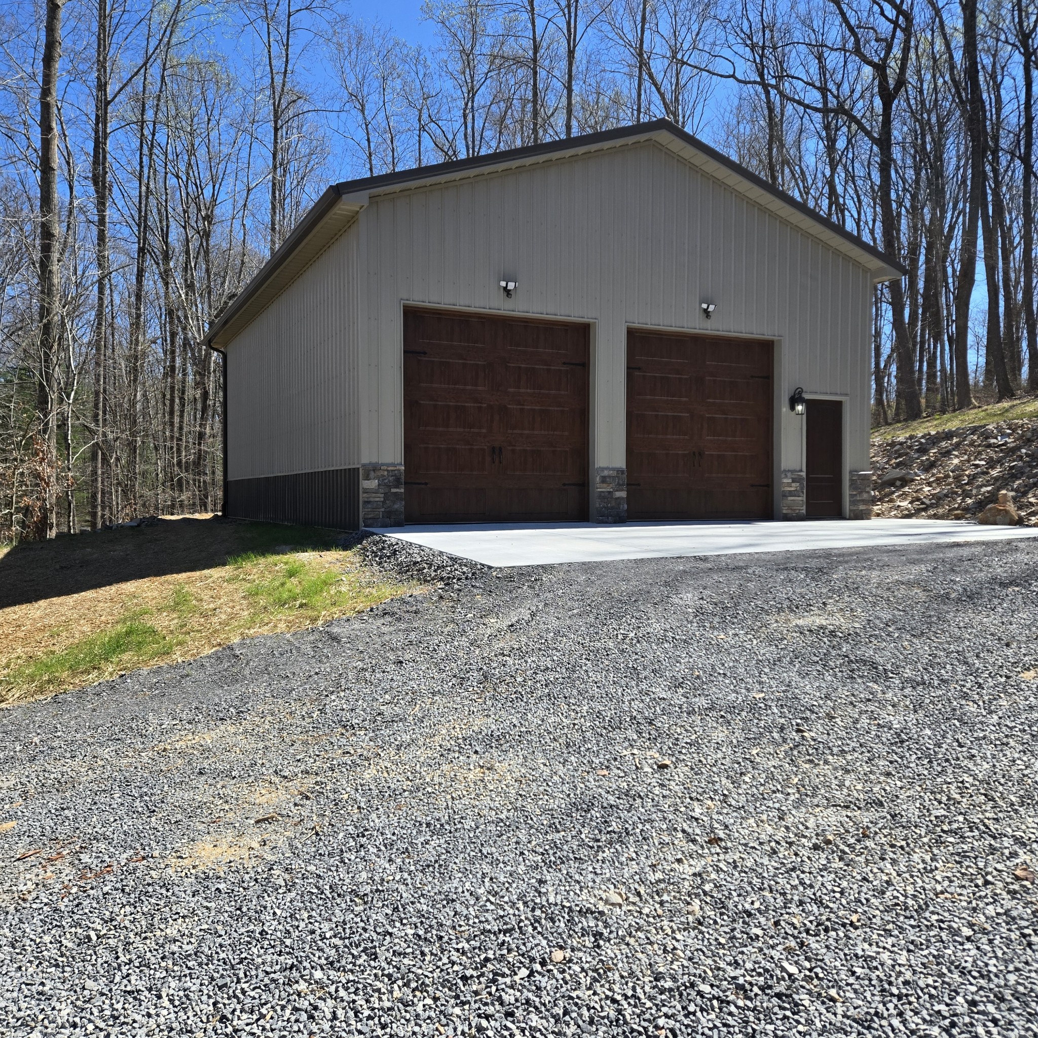 354 Mountain Farms Road Signal Mountain, TN 37377 - Photo 51 of 74 a front view of a house with a yard