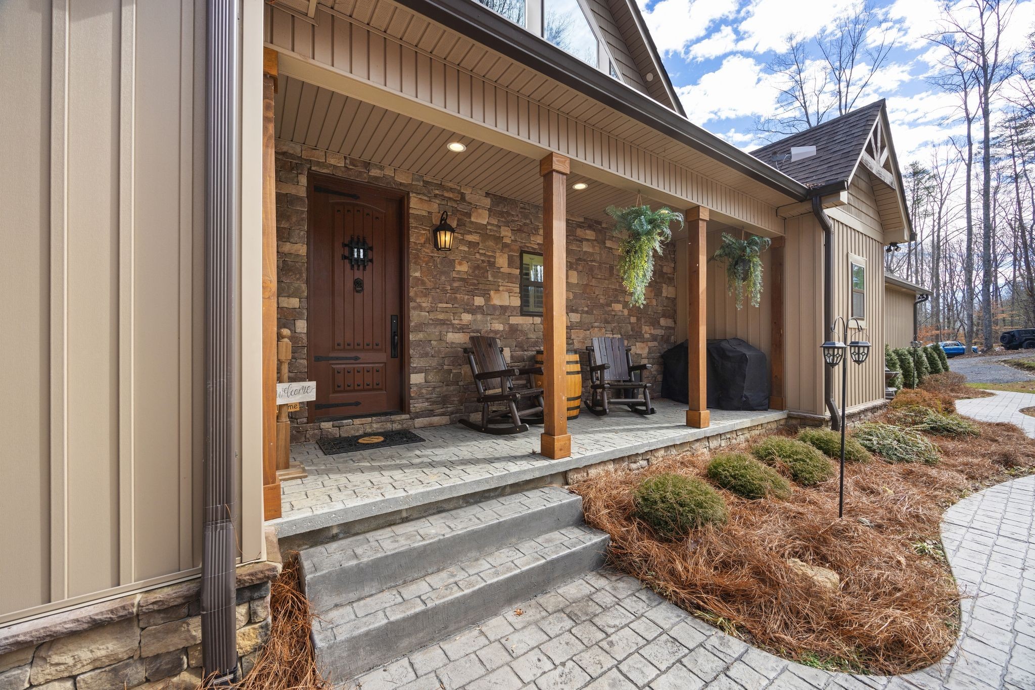 354 Mountain Farms Road Signal Mountain, TN 37377 - Photo 10 of 74