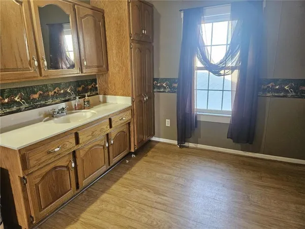 $360,000 | 16003 East Katy Track Road, Nevada, MO 64772