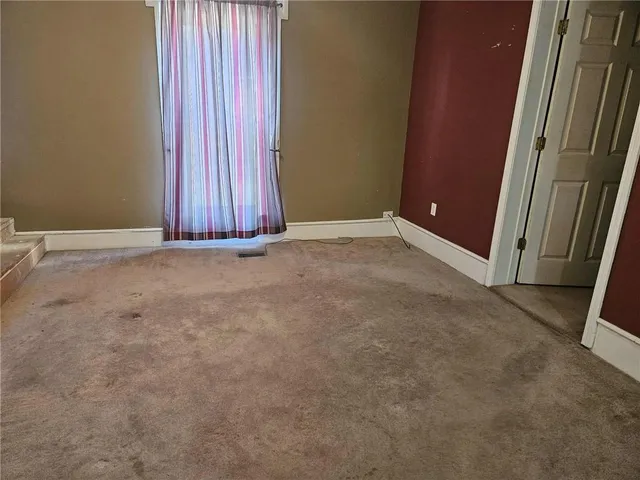 $375,000 | 16003 East Katy Track Road, Nevada, MO 64772