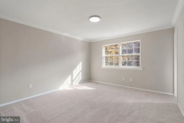 $299,900 | 623 Olde Forge Drive, Fredericksburg, VA 22405