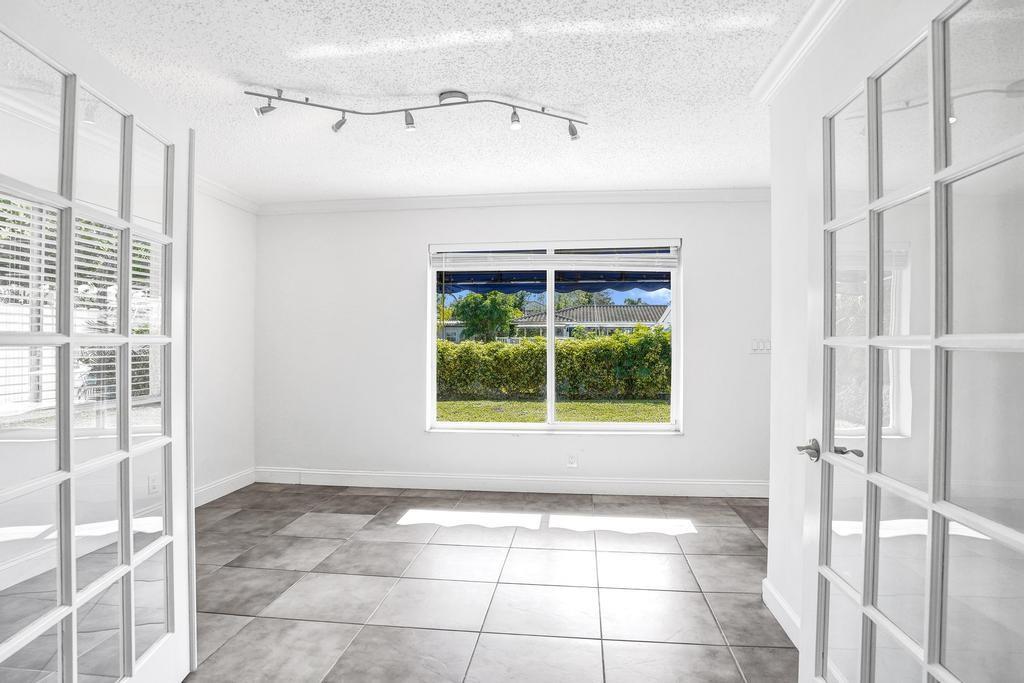 2632 Southeast 10th Court Pompano Beach, FL 33062 - Photo 32 of 49