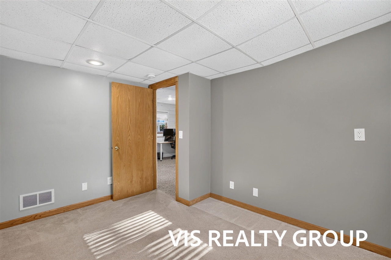 14911 Groenevelt Road Spring Lake, MI 49456 - Photo 23 of 99 Gallery Image 23