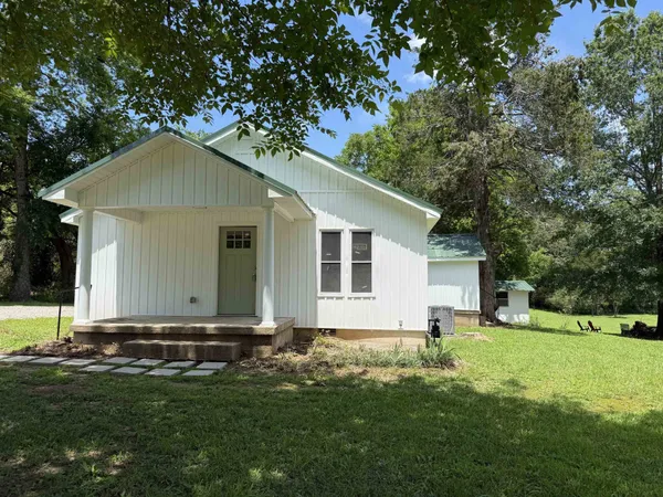 $244,000 | 48005 Highway 69, Saltillo, TN 38370