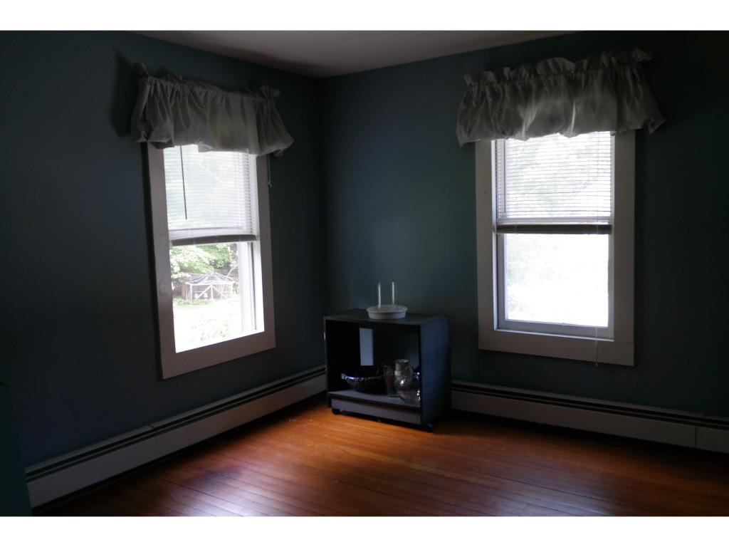 28 Pageant Street Bennington, VT 05201 - Photo 15 of 25 Gallery Image 15