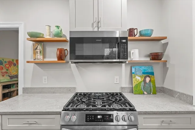 $725,000 | 1 Hill Street, Unit 1, Newburyport, MA 01950