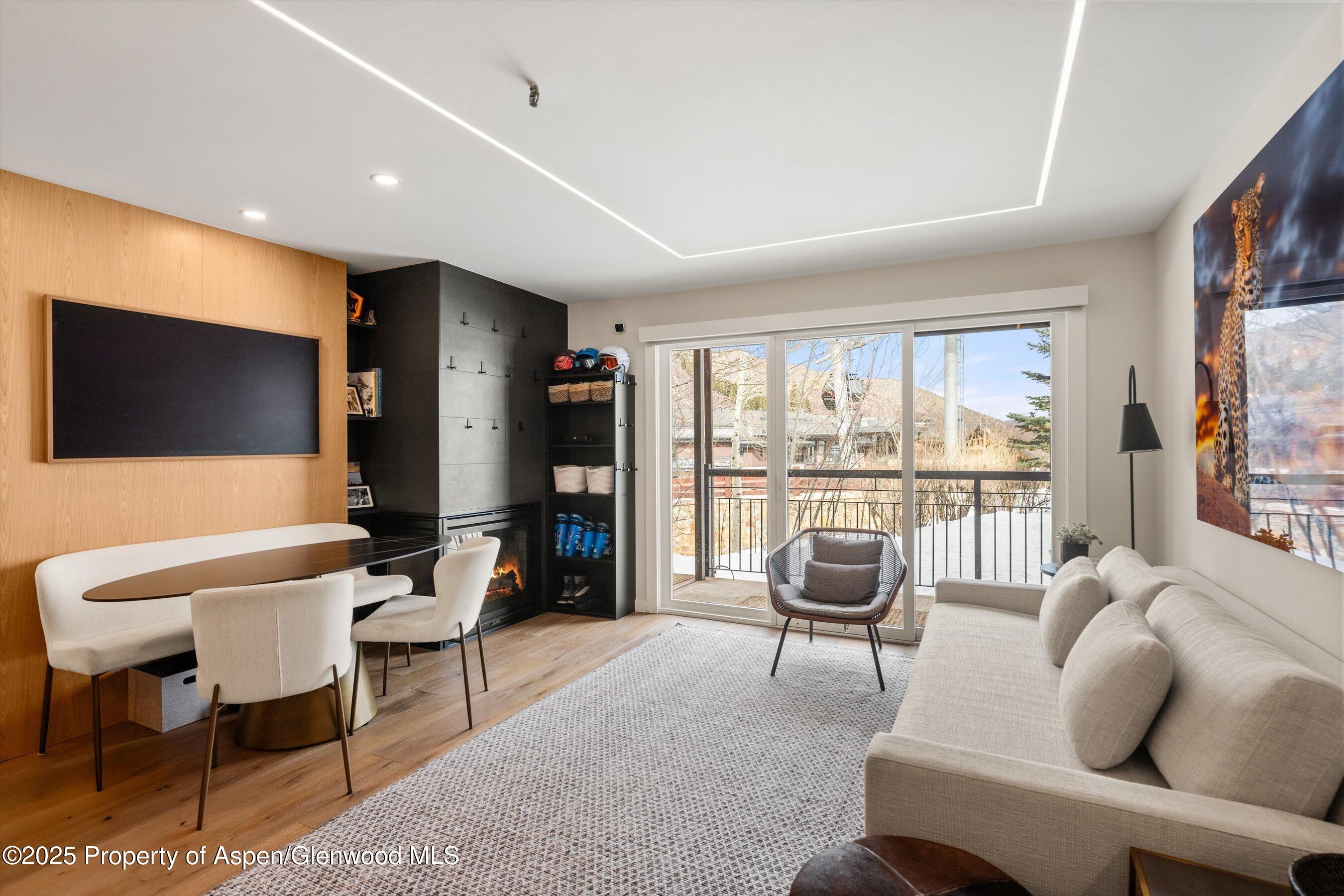 400 Wood Road, Unit 1118 Snowmass Village, CO 81615 - Photo 19 of 31 31-400WoodRd#1118_25030331