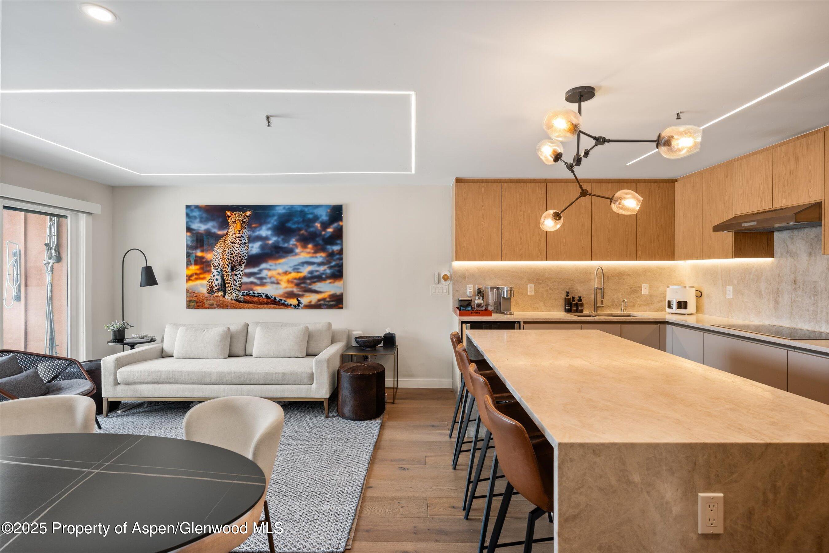 400 Wood Road, Unit 1118 Snowmass Village, CO 81615 - Photo 21 of 31 33-400WoodRd#1118_25030333