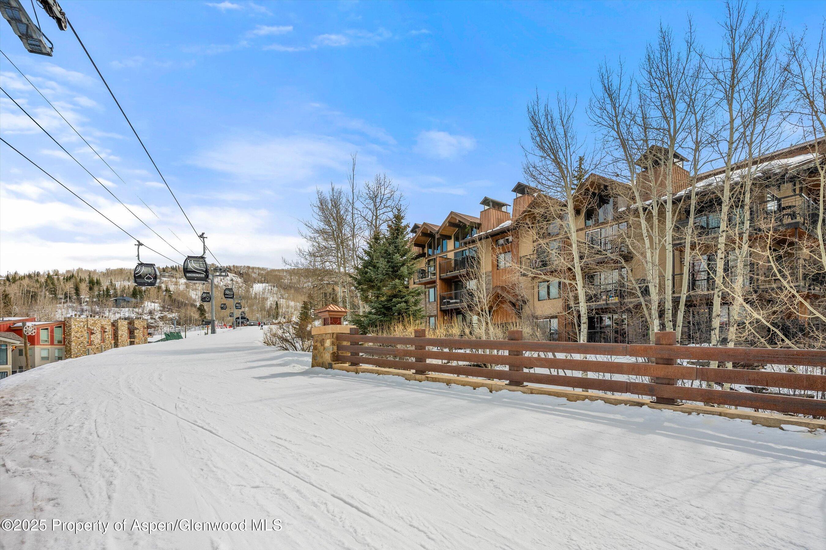 400 Wood Road, Unit 1118 Snowmass Village, CO 81615 - Photo 8 of 31 14-400WoodRd#1118_25030314