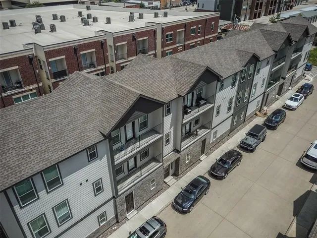 a view of a house with swimming pool