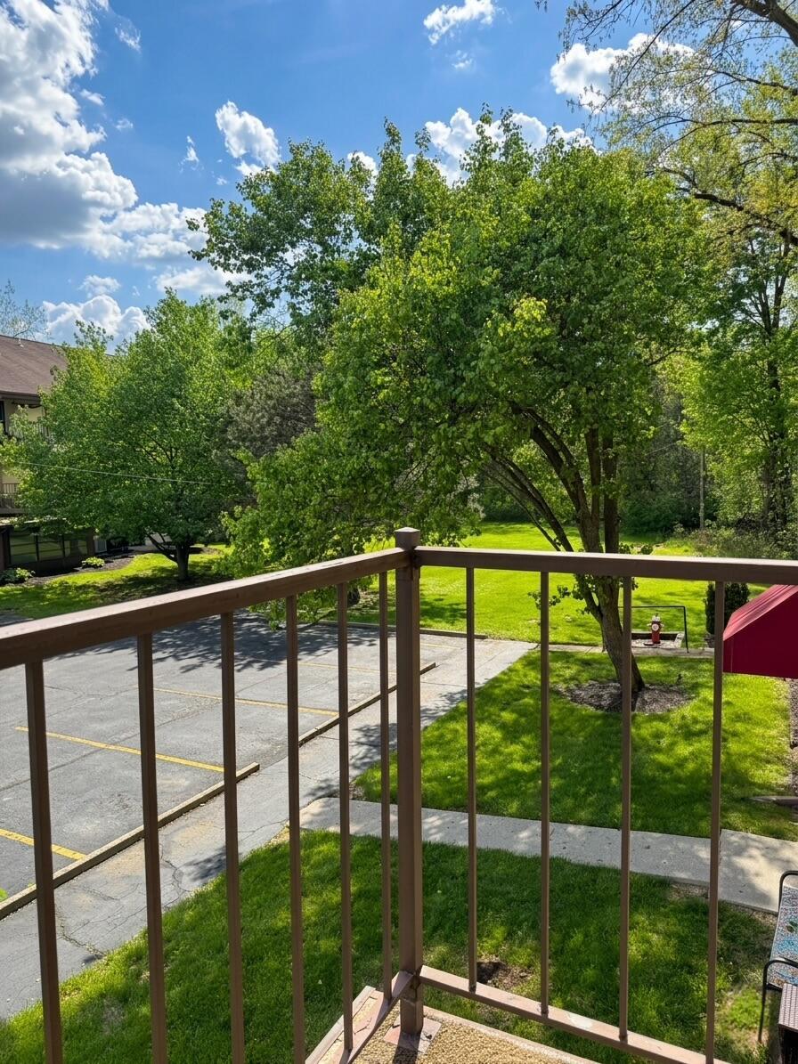 3967 Karl Road, Unit 227 Columbus, OH 43224 - Photo 19 of 39 View (right)