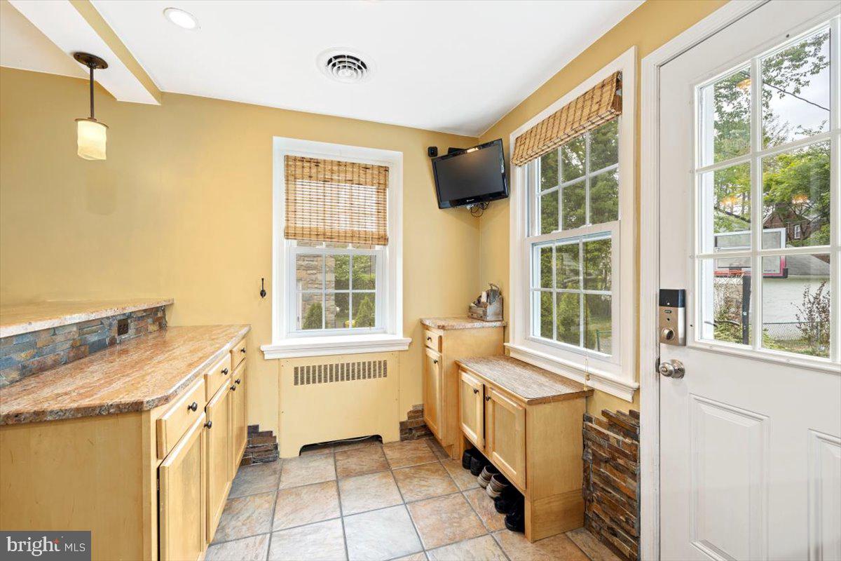 139 Henley Road Wynnewood, PA 19096 - Photo 17 of 46 Mudroom